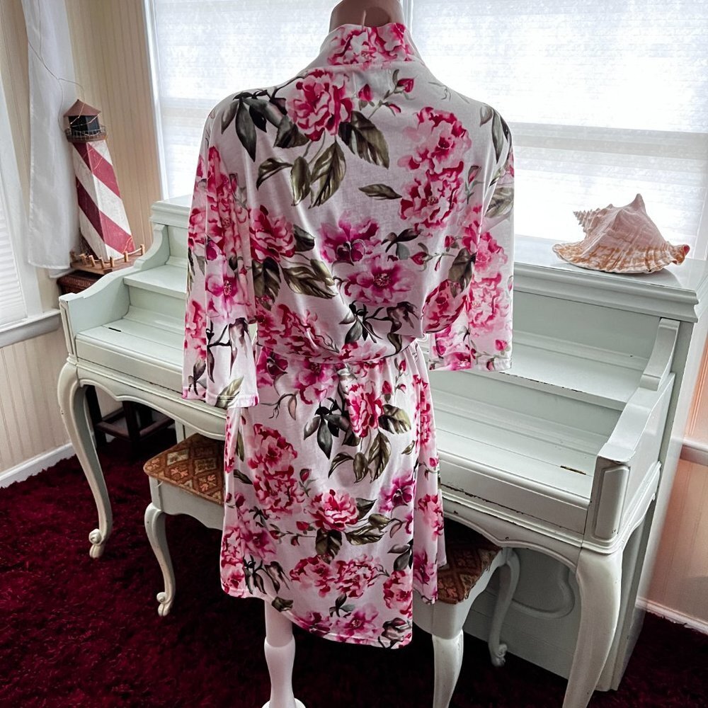 SHOW ME YOUR MUMU Brie garden of blooms robe swim cover bridal robe - Picture 5 of 6
